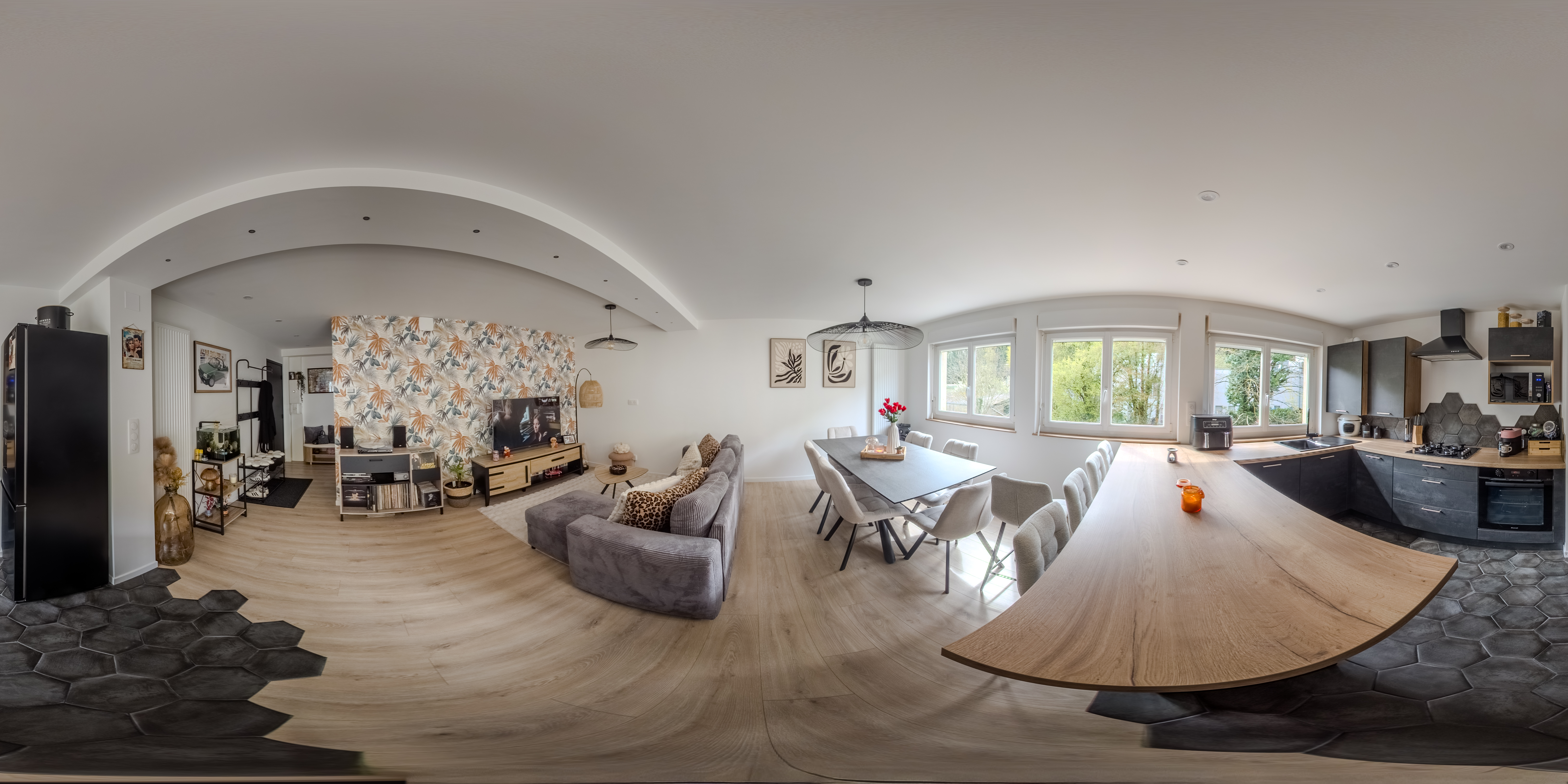 360 View